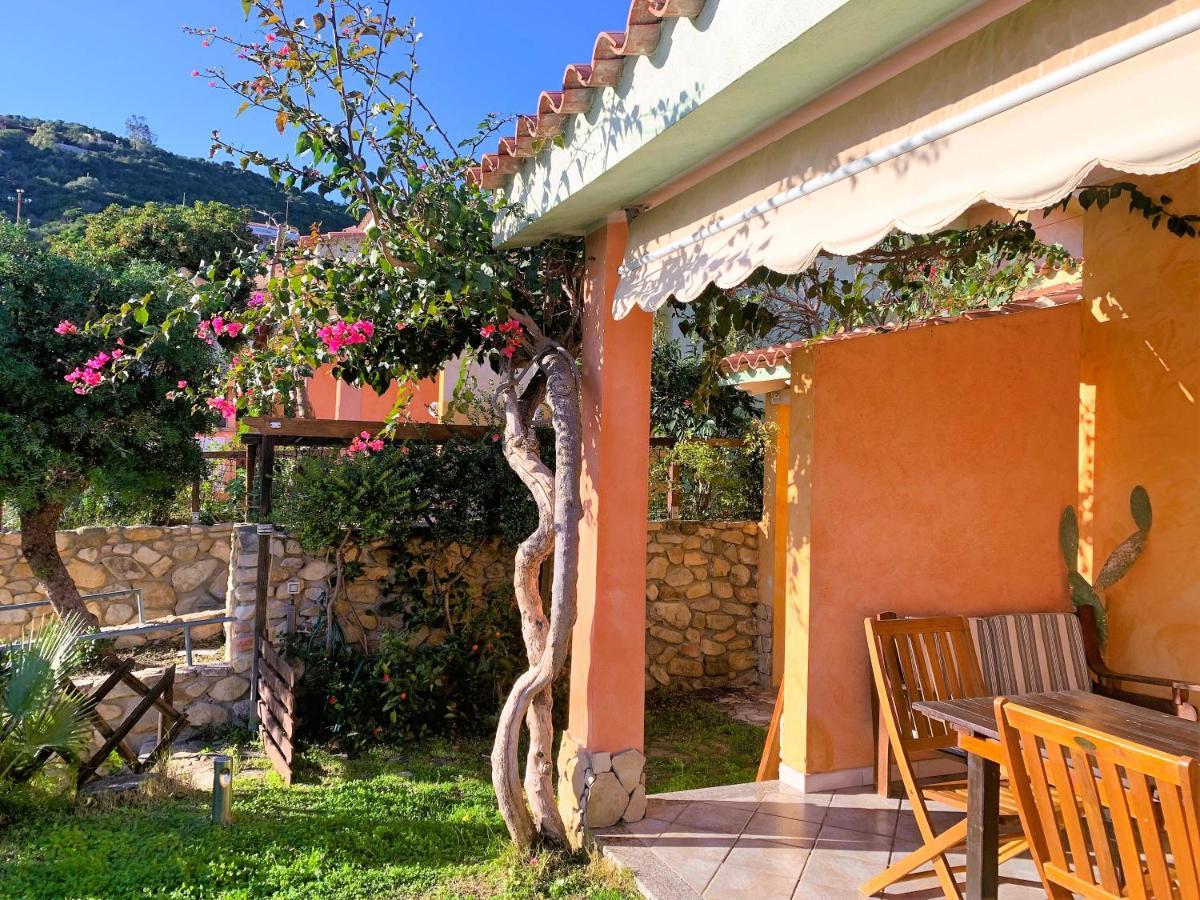 La Vela Summer House - Free Wifi - 700Mt From The Beach Costa Rei Eksteriør bilde