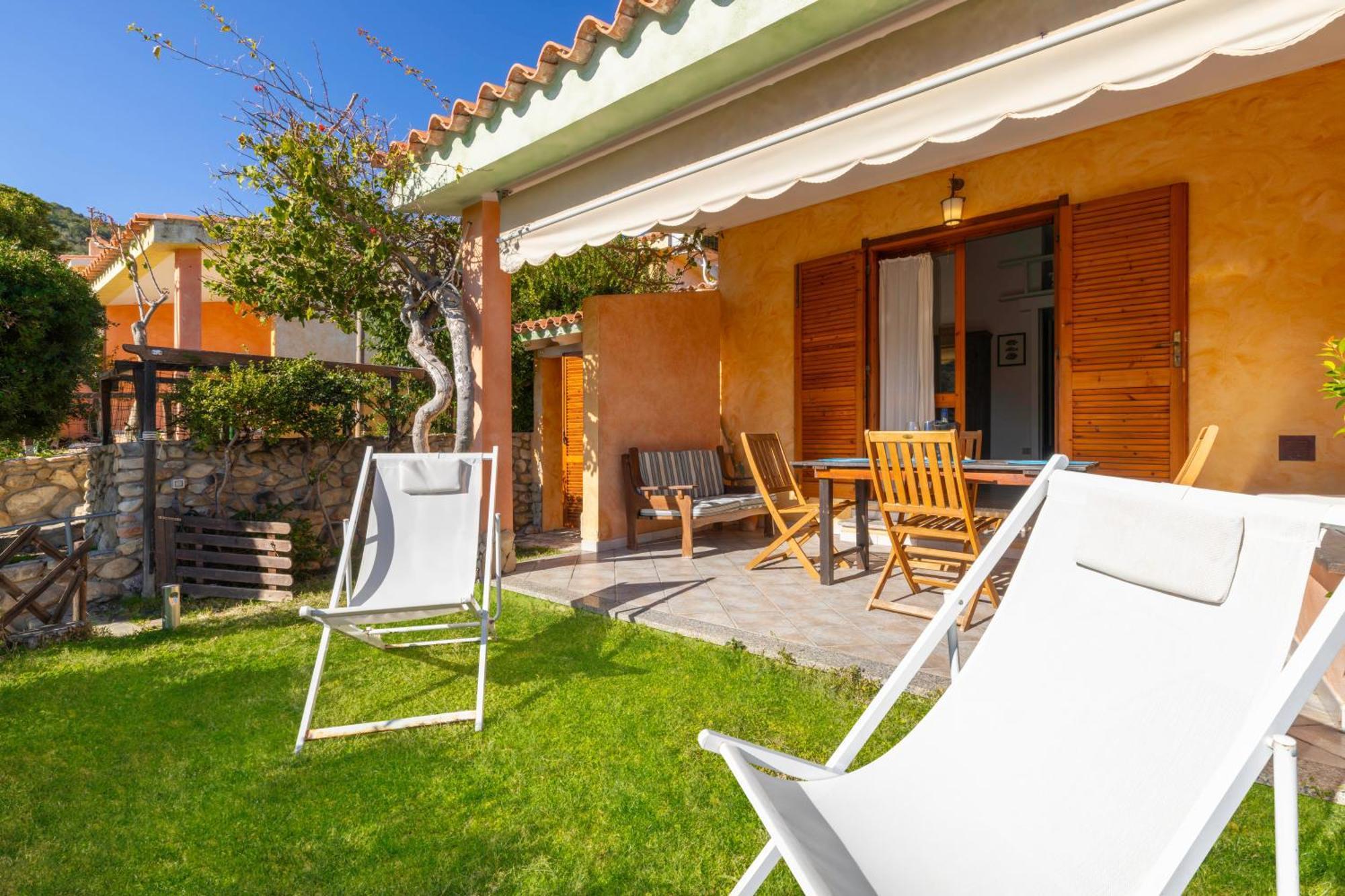 La Vela Summer House - Free Wifi - 700Mt From The Beach Costa Rei Eksteriør bilde
