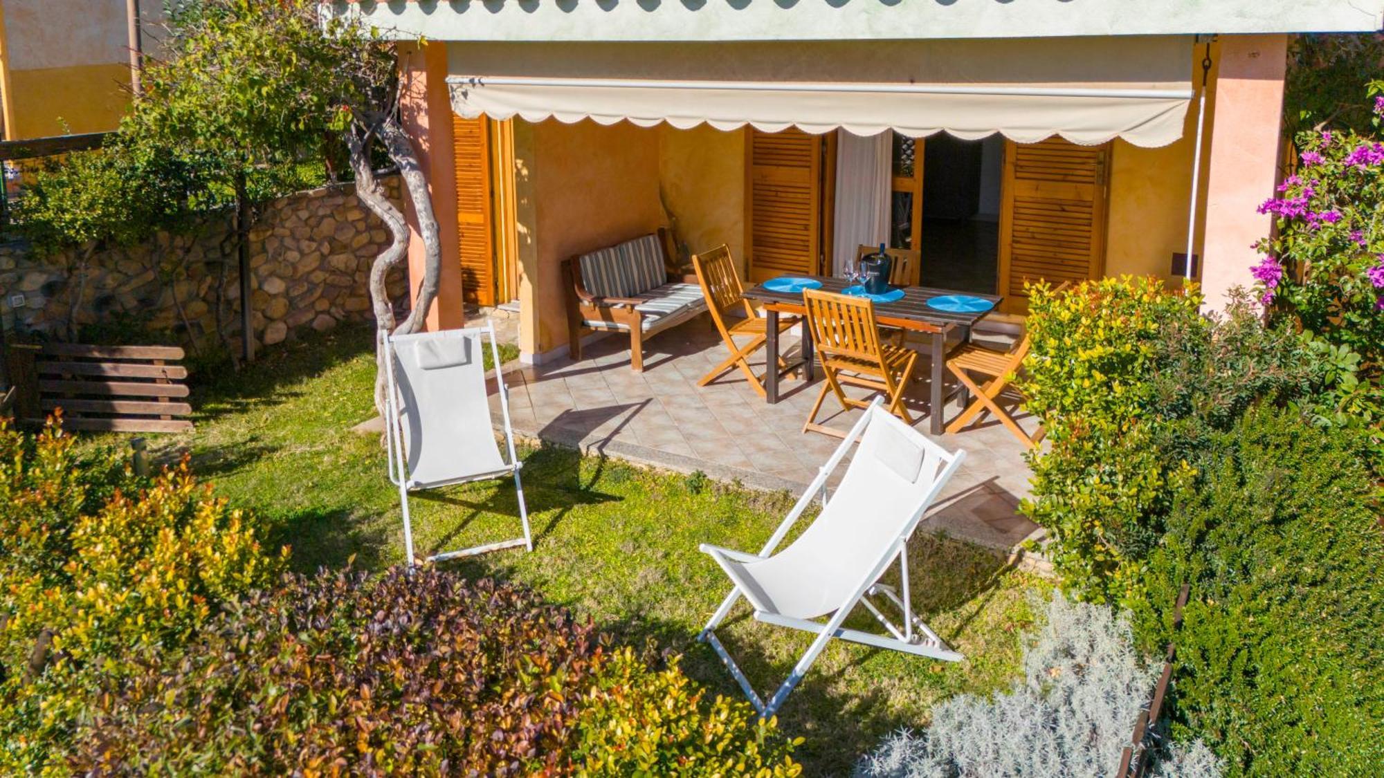 La Vela Summer House - Free Wifi - 700Mt From The Beach Costa Rei Eksteriør bilde